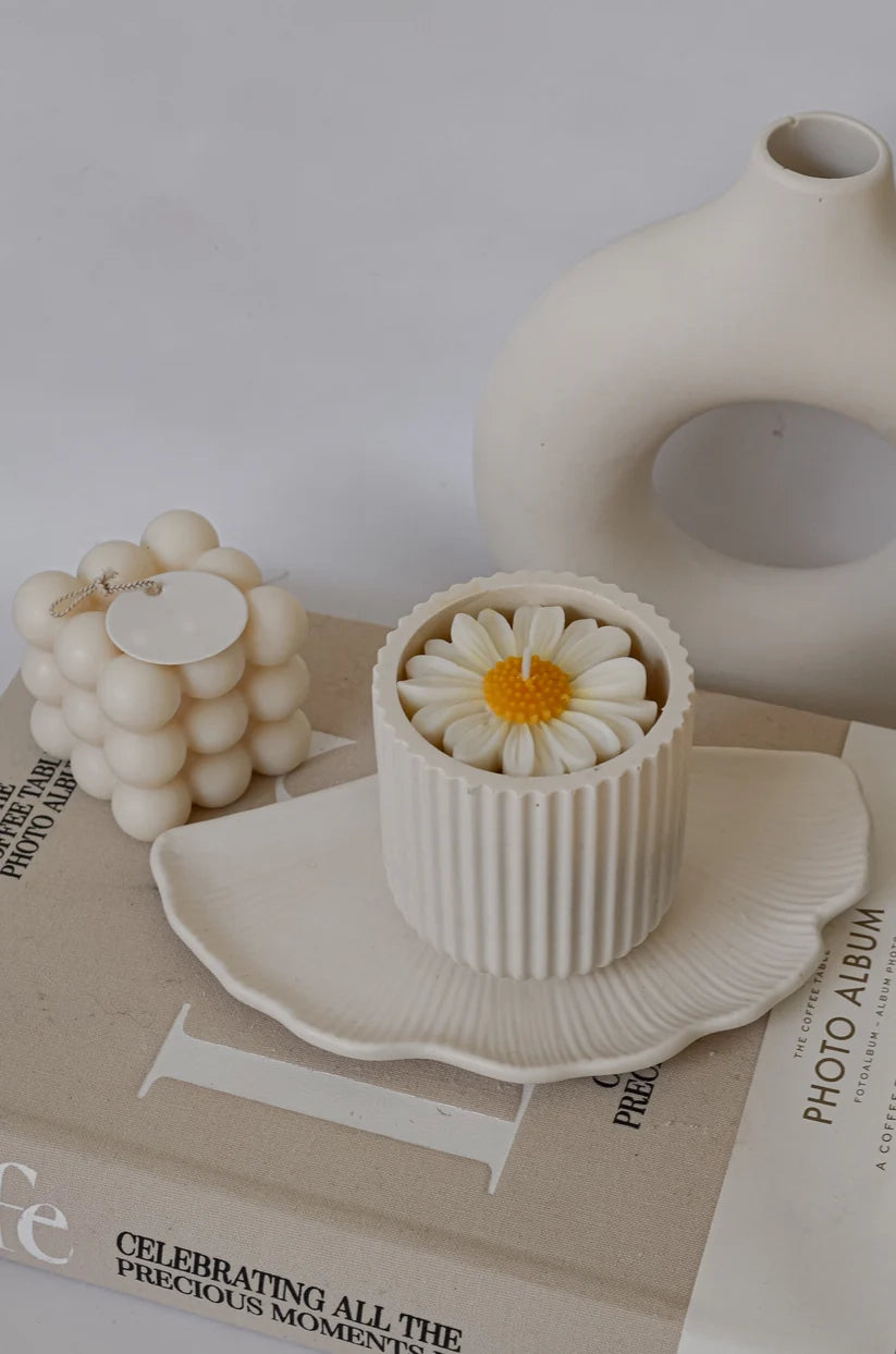 daisy soy wax candles luxury concrete jar lid scented candles for home