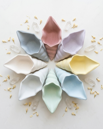 Sea shell concrete candle jar wholesale empty gypsum vessel candle making India